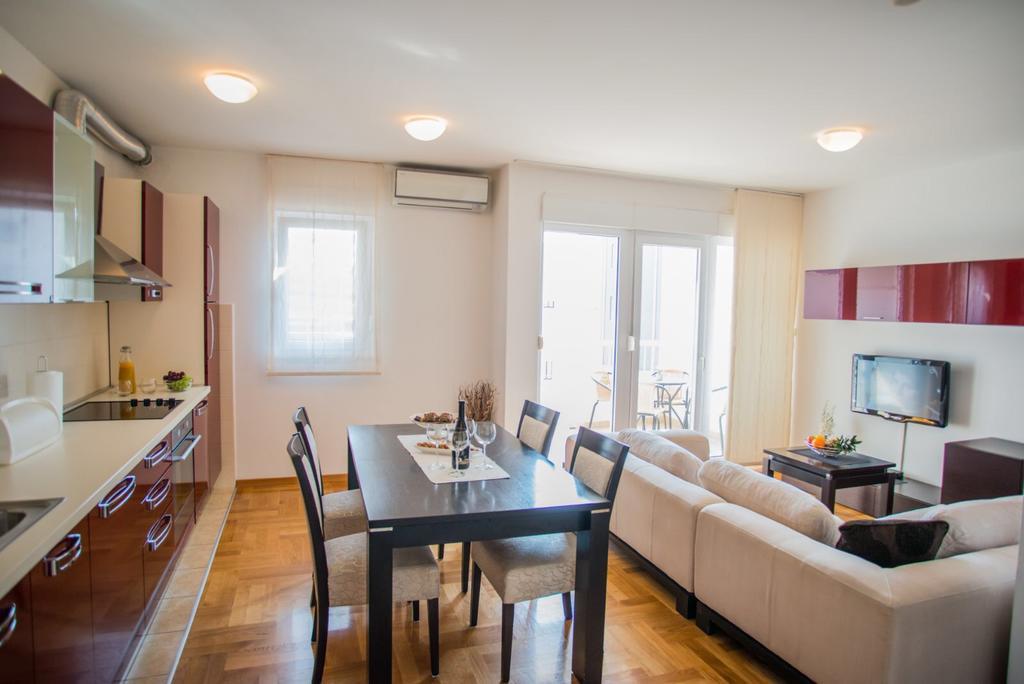 Antonio Apartments On The Beach Split Exteriér fotografie